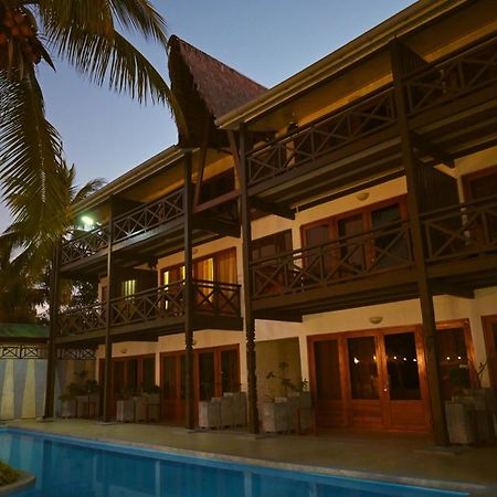 Hotel Baobab Cafe Morondava Dış mekan fotoğraf