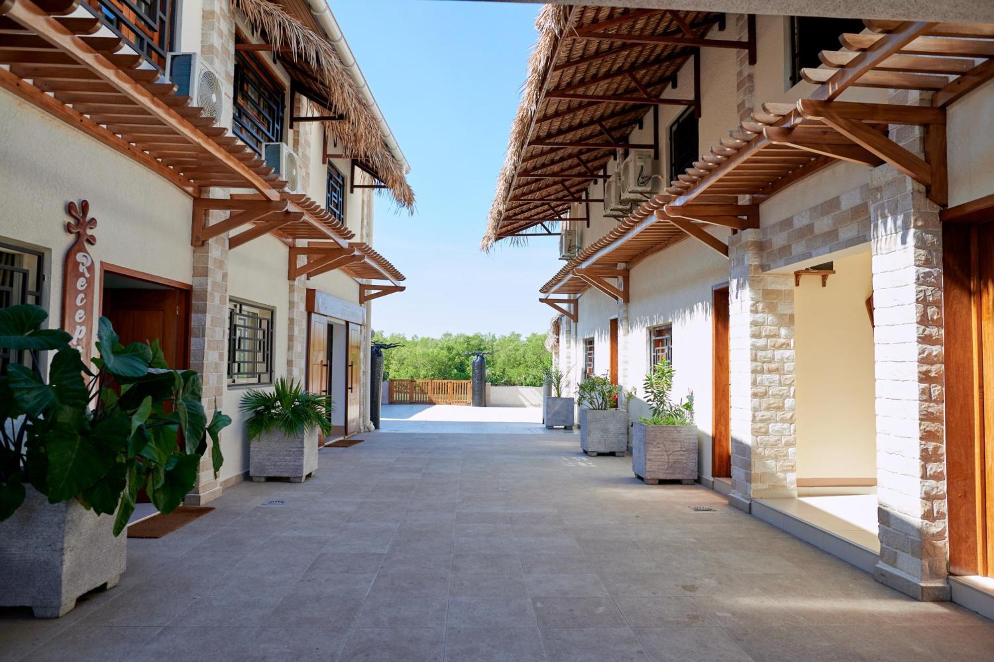 Hotel Baobab Cafe Morondava Dış mekan fotoğraf